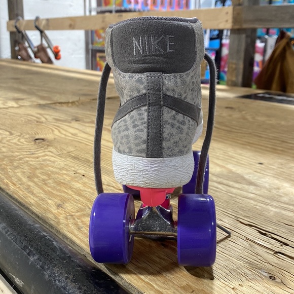 Custom Nike Leopard Print Roller Skates - Picture 4 of 12